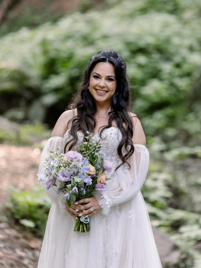 These memories are forever 💗

Venue: @saratogaspringsweddings 
Photo + Video: @theuncommonweddings 
Florist: @marbledmint 
Makeup + Hair: @lashoutloud_beauty_bar 
DJ: @avlentertainment 
Food: @trattoriadavittorio