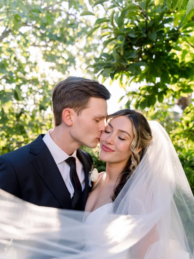 This is what forever looks like. ✨

Congrats to the newlyweds! 🤍 

✨Dream Team✨ 

Venue | @beniciabayinn 
Catering | @thecafebenicia 
Dessert | Giavanna Leonard 
Rentals | @chairsforaffairs
Florist | @sweetnessandlightflowers 
Photo + Video | @theuncommonweddings 
DJ | @dj_dream510 
Hair + Makeup | @mb_misfitbeauty 
Transportation | @applauselimousine 

#beniciawedding #beniciabayinn #bayareawedding #norcalwedding #justmarri