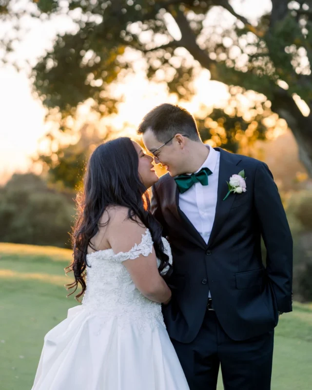Congratulations to the newlyweds, Natalie and Stanley!

✨Dream Team✨

Coordination: @patriciatorresevents
Venue: @sequoyahweddings
Photo & Video: @theuncommonweddings
HMU: @heramakeupstudio
DJ: @djpatrix for @paul_stylez
MC: @strawberryradio
Florist: @poppyflowersco
Cake: @butter_and
Photo Booth: @candidlyphotobooth
Stickers: @stickerella.co
Transportation: @blacktietrans

 

#WeddingToasts #BestManSpeech #Brotherhood #RealWeddings #TheUncommonWeddings