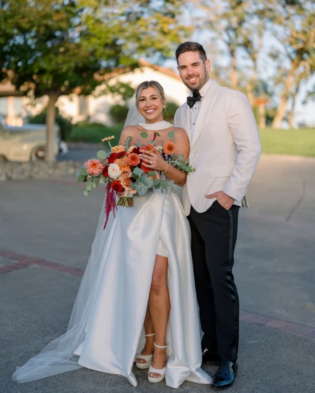 A few favorites from their portrait session. Soft light, big smiles, and a whole lot of “we did it.” 

Save this for wedding photo inspo. ✨

✨Dream Team✨ 

Venue | @starr_lake_vineyards 
Photo + Video | @theuncommonweddings 
Rentals | @encoreeventsrentals 
Hair + Makeup | @beauty_on_set 
Florist | @papillonfloral 
Catering | @sonomacountycatering 
Live Music/Band | @luckydevilsband 
Photo Booth | @bloomingphotobooth 

#windsorwedding #sonomacountywedding #winecountrywedding #californiawedding #vineyardwedding