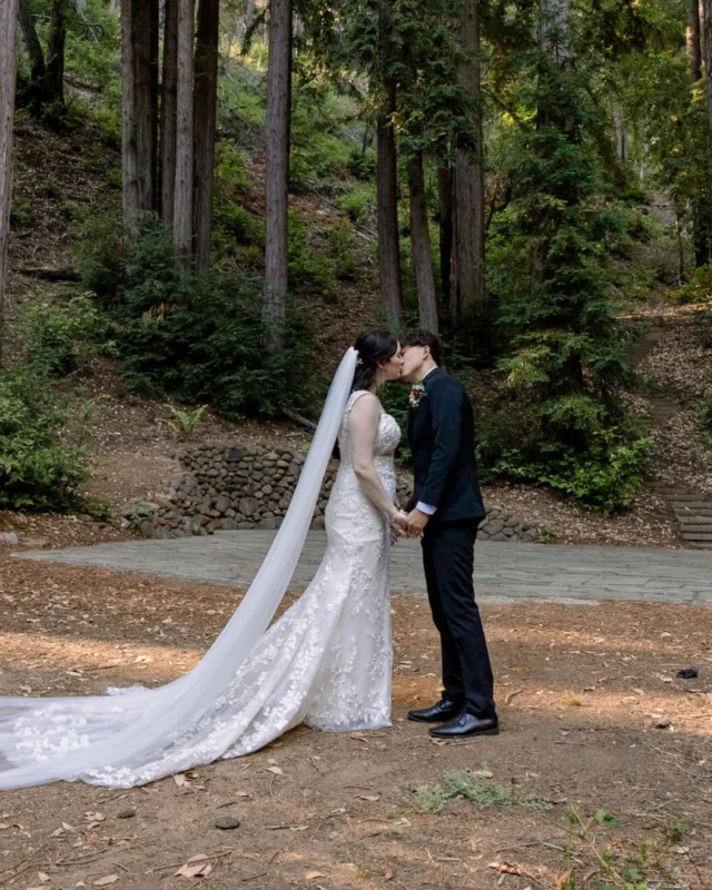 Forest portraits that feel straight out of a love story. 🤍 

Maggie + Alvaro looked so effortless surrounded by the redwoods, soft light, and all the quiet little details. 

Which slide is your favorite? 

✨Dream Team✨ 

Venue | @waterfallsantacruz 
Photo + Video | @theuncommonweddings 
Coordinator | @apaperflowerwedding 
Catering | @fivestarcatering831 
DJ | @djshazam 
Florals | @localifeflowers 
Hair + Makeup | @lilianbeauties 
Rentals | @alexispartyrental 
Shuttle | @thesantacruzexperience 
Photo Booth | @theboothbus